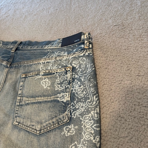 AMIRI - Straight-Leg Paisley-Print Distressed Denim Shorts - Blue Size 40 NWOT - Picture 6 of 16